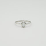 classic gem ring white shell